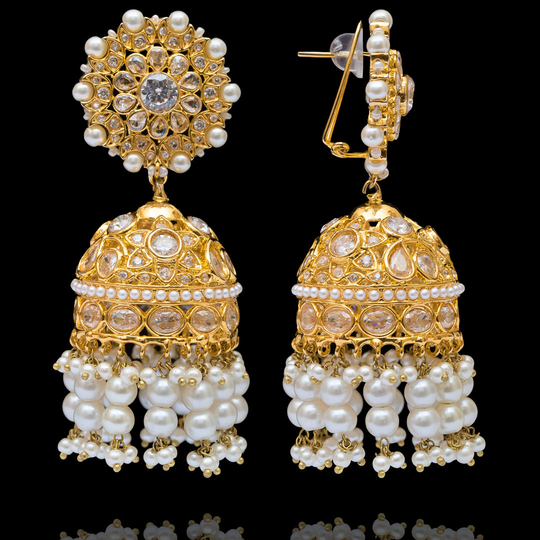 Aanah Earrings - Pearl