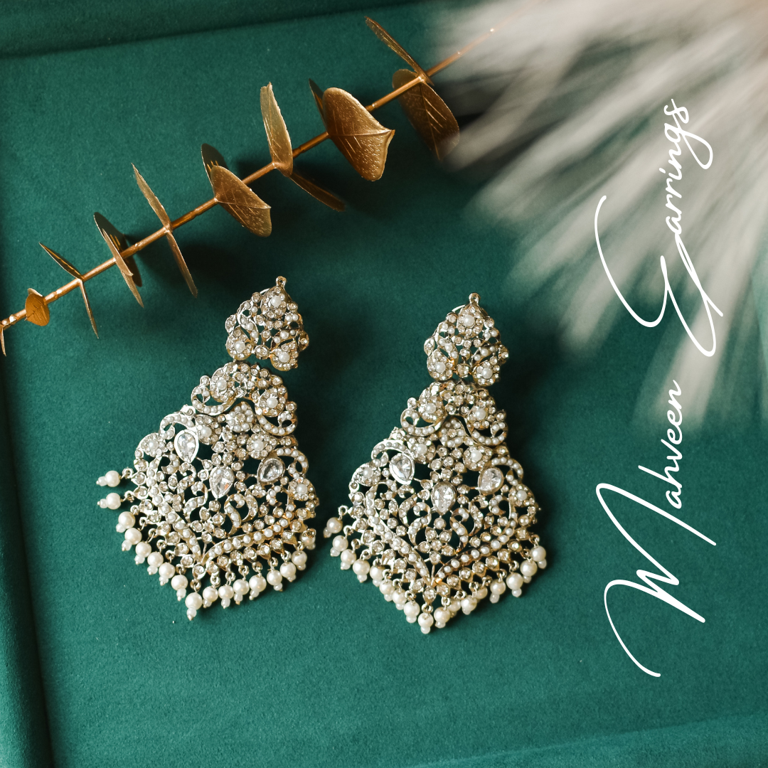 Mahveen Earrings Silver Look